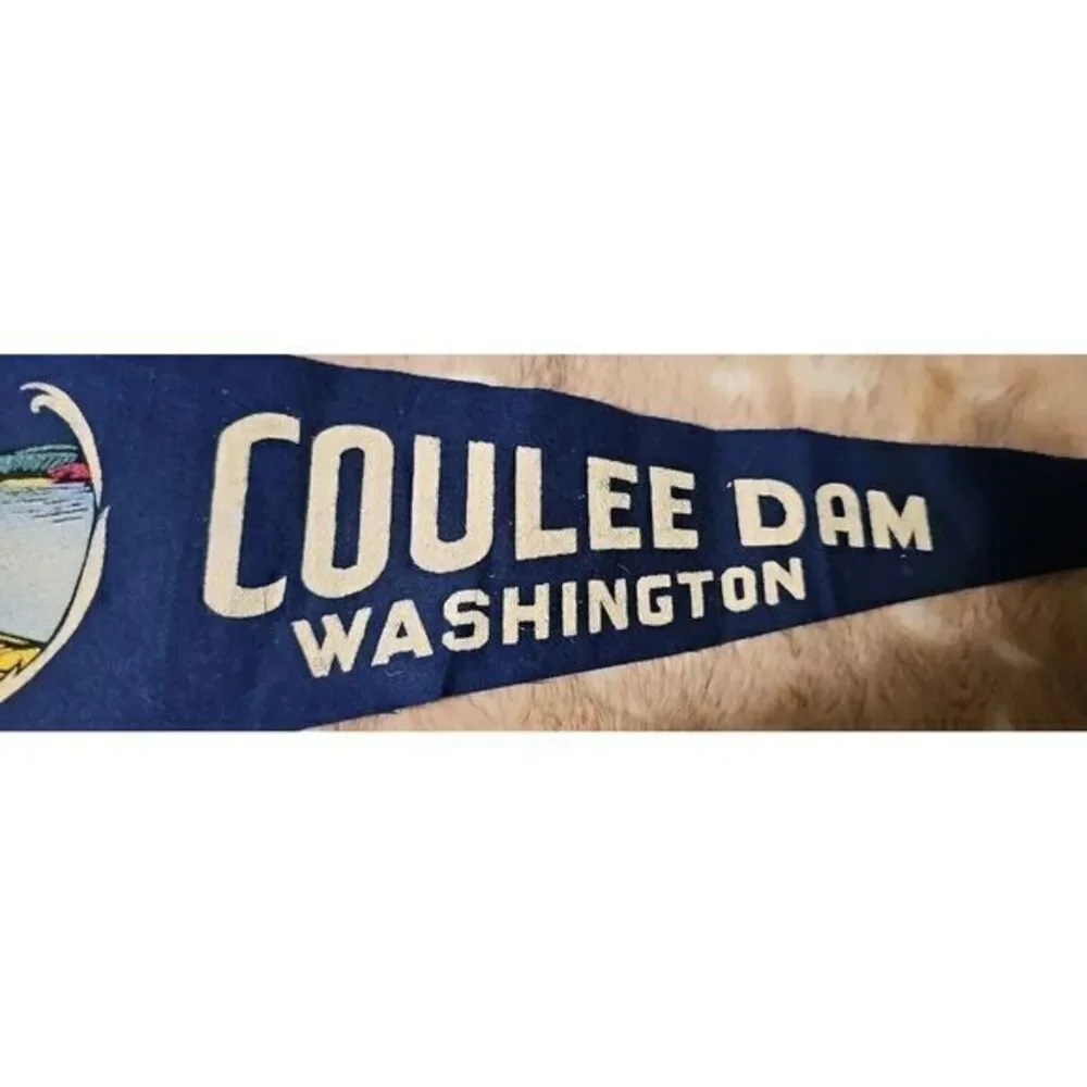 Souvenir Pennant Coulee‎ Dam Washington 1950s or 1960s Vintage
